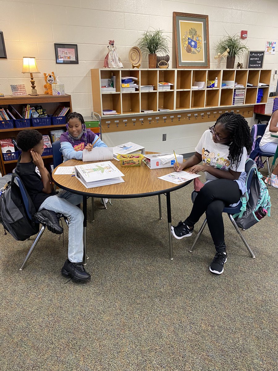 PRE_Shortman's tweet photo. I got to meet my block 2 class! #poloproud #rsd2 #pre_explorers https://t.co/gesArOl6bg