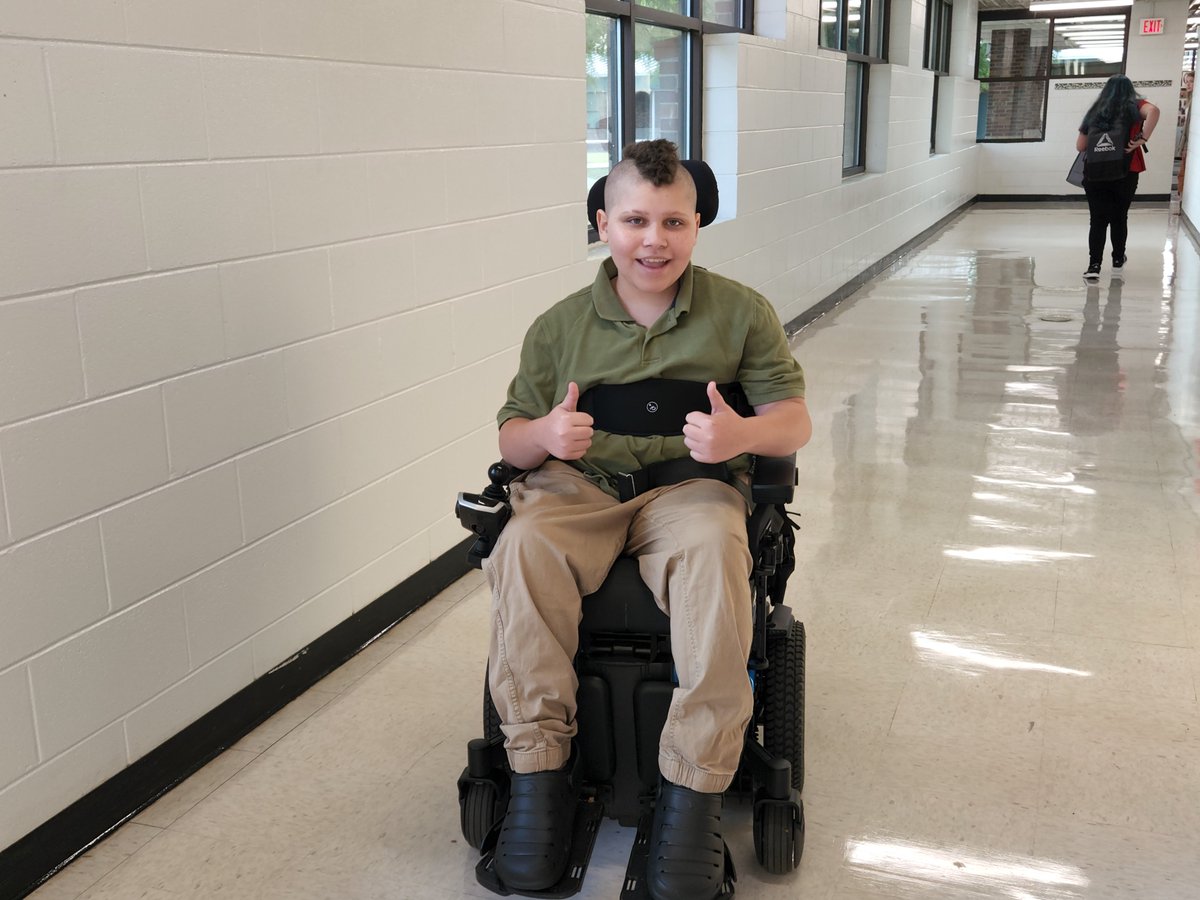 Bryson_MS's tweet photo. What a great first week we have had here at @Bryson_MS . The students and staff are excited to be back and we are looking forward to a great year, returning to our roots. Check out more 1st day photos at: https://t.co/vrtNGjPJfD #BacktoBryson https://t.co/wTfGWj9wSP