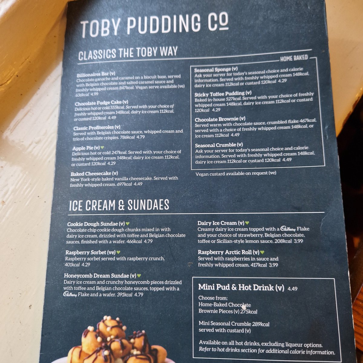 manda2705's tweet photo. @tobycarvery I'm really really disappointed in this. Its 2022 and all you have suitable for vegans is Sorbet. Like really!! Dessert is my favourite part and every single time I leave disappointed. Please sort this out as there are so many things you could offer! https://t.co/kzvJfSvJ3i