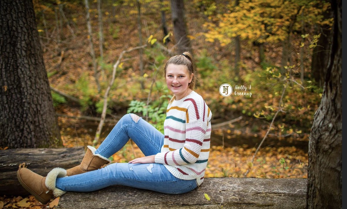 2022-2023 Officer Introductions!!

Madi is our Publicist this year! She has been involved in Stuco for 8 years. She is involved in Stuco, H3, Hornet Womens Tennis, A+, Band, Drum Major and H3.