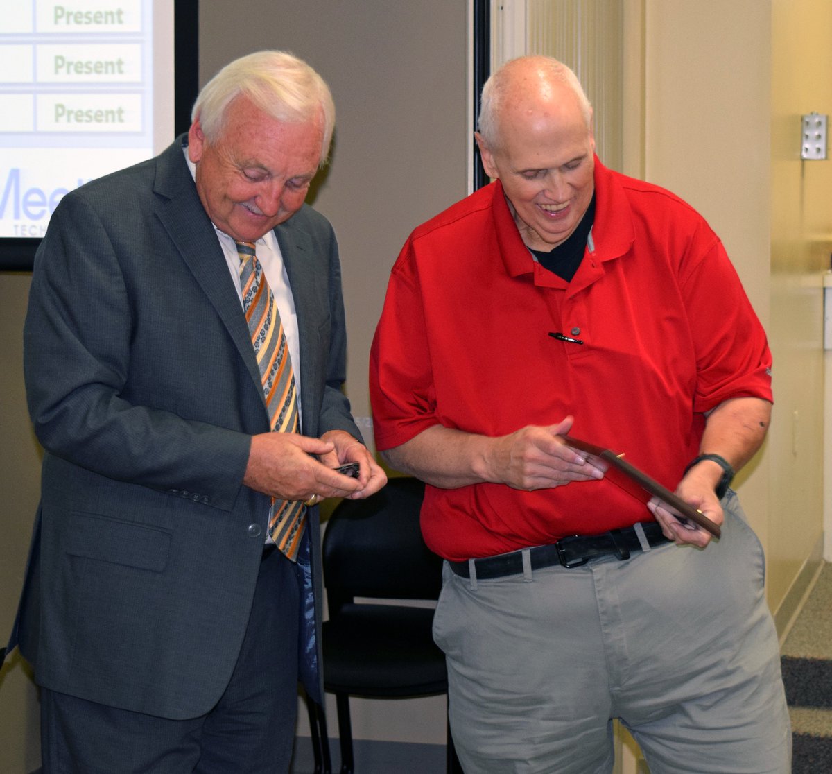 Larry Waters tweet media