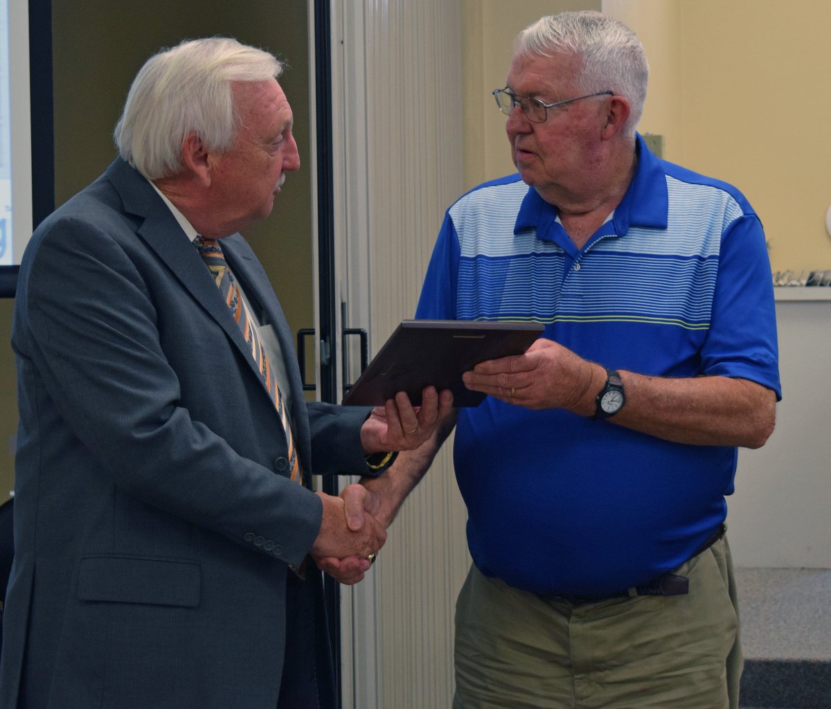 Larry Waters tweet media