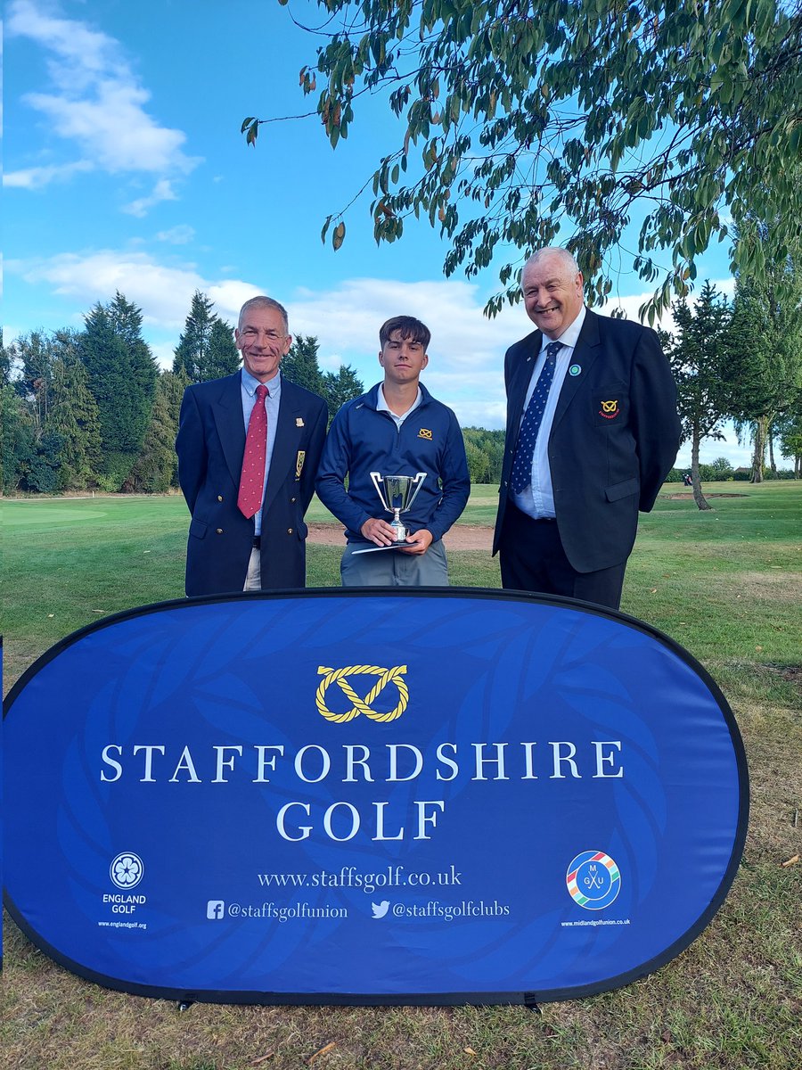 staffsgolfclubs's tweet photo. Congratulations to our John Slaughter - Boys Matchplay Champion 🏆 for 2022 
Ed Whatmore of @EnvilleGolf 

Ed won each one of his matches 
5 &amp; 4 

What a performance 👏 

#TeamStaffs 
#staffsgolf https://t.co/r6OUoJ0RkA