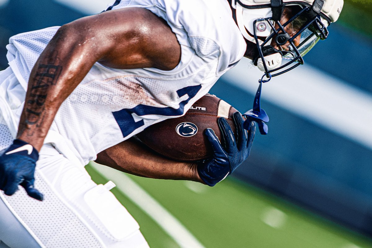PennStateFball's tweet photo. 🏈 https://t.co/chT8WAPoUj