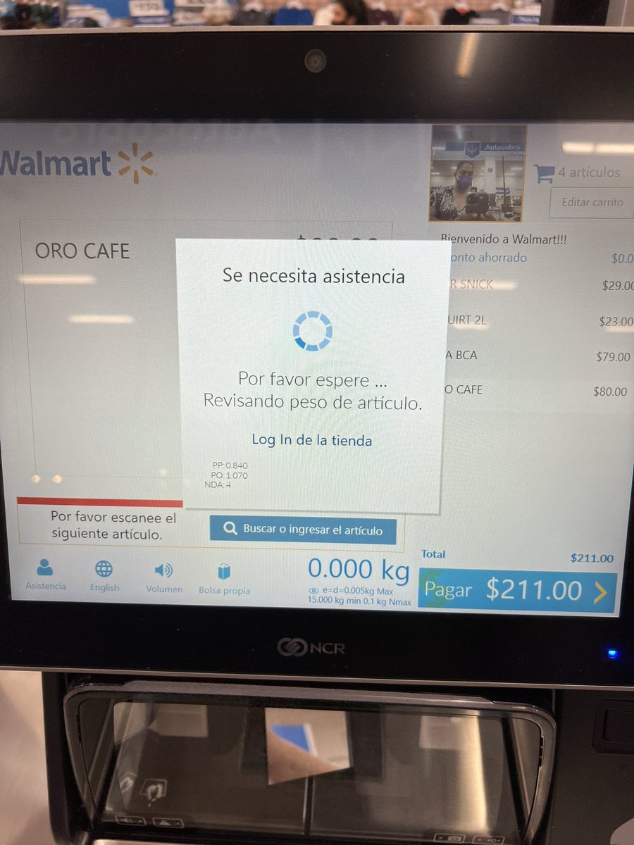 Isadoraval's tweet photo. Súper servicio de @WalmartMexico una sola caja de auto cobro y se traba 🤣🤣🤣🤣 https://t.co/Y5VMsr8HuO