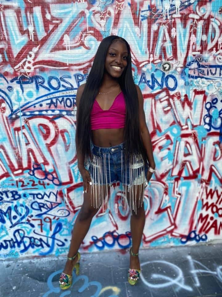 Meet The 2022-23 Core E-Board🎊

Prishina Coleman 
Position: Public Relations Chair 
Year: Rising Senior 
Major: Dance
Fun fact: Her favorite color is blue💙

#uiuc26 #uiuc25 #uiuc24 #uiuc23