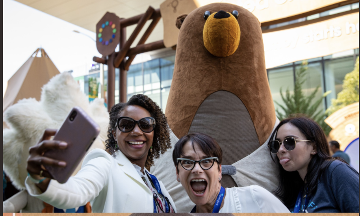 MariaElenaRial's tweet photo. @Dreamforce Getting ready to do it again! https://t.co/xS92ElL3S8
