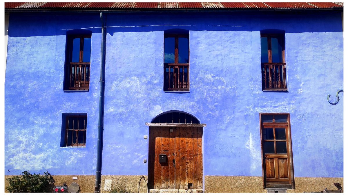 The Blue House
#Photographie #photo #NFTphotos #nftcollectors #NFTartist #NFT #NFTCommunity