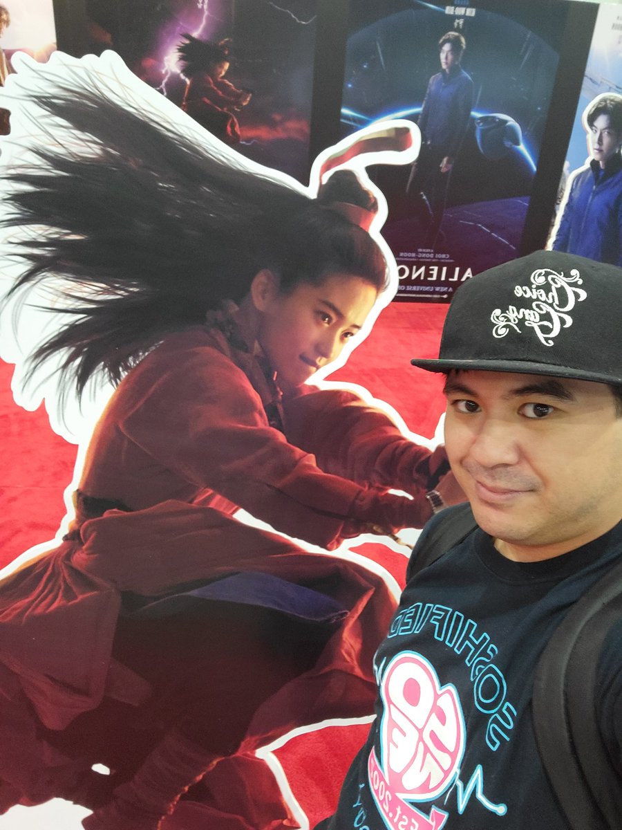 Kpopminipanda's tweet photo. Can't wait to watch this move!!
#KCON #KCON2023LA #cineroad #alienoid https://t.co/S8swgsxLy4