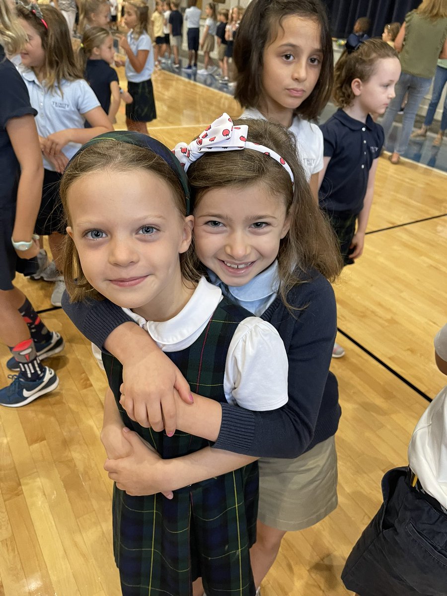 R McLean tweet media