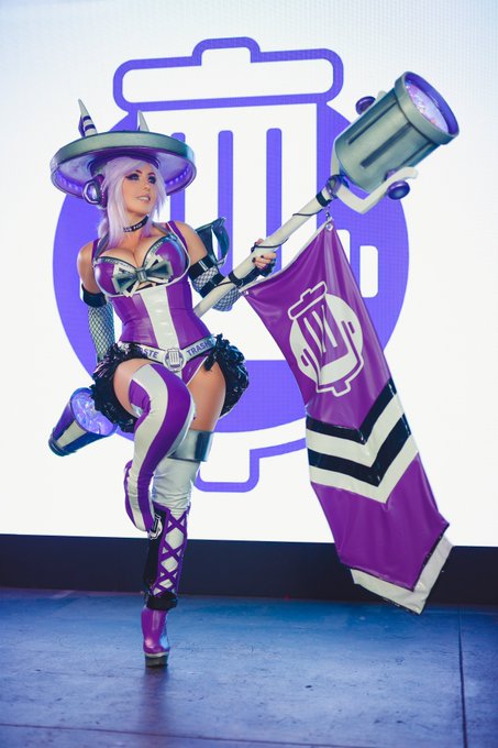 1 pic. I WAS A GUEST ON @TrashTastePod  SO I THOUGHT. I'M GOING TO TURN THEIR LOGO INTO A CUTE MASCOT<a class="tags" target="_blank" title="On Twitter" href="/?out=eyJ0eXAiOiJKV1QiLCJhbGciOiJIUzUxMiJ9.eyJpYXQiOjE3Njc5OTI0MjEsImlzcyI6InR3cG9ybnN0YXJzLmNvbSIsIm5iZiI6MTc2Nzk5MjQyMSwiZXhwIjoxNzk5NTI4NDIxLCJyZWRpcmVjdF91cmwiOiJodHRwczovL3guY29tL1RyYXNoVGFzdGVQb2QifQ.3so8h-wgxK6aYgd6NLqB9fu-PX4lavBL9J96C3dYqJcum9KD1ot-fPojhTiUDhlPQpswSG2szbVAOthQOgdM3w">@TrashTastePod</a>