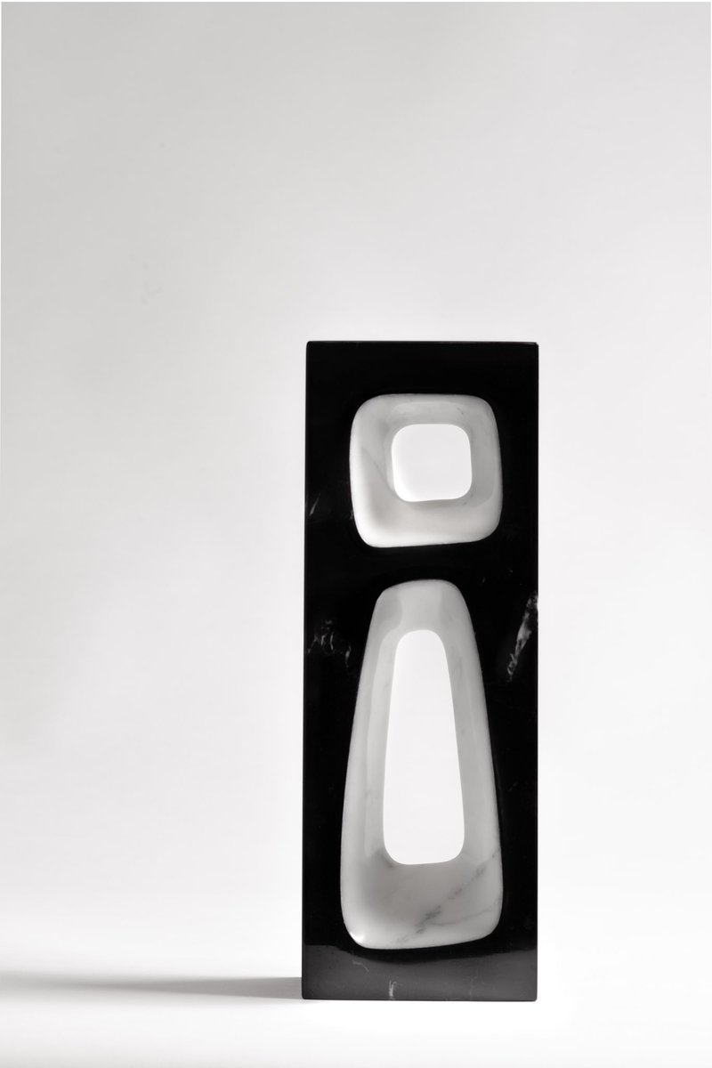 Hace 2 años, diseñé el reconocimiento que la Asociación de Fabricantes de Muebles de Jalisco  y la Expo Mueble Internacional otorgan al mérito interiorista. 
Ayer me lo entregaron a mí como reconocimiento por mis 30 años de carrera profesional.

¡Muchas gracias, qué honor!