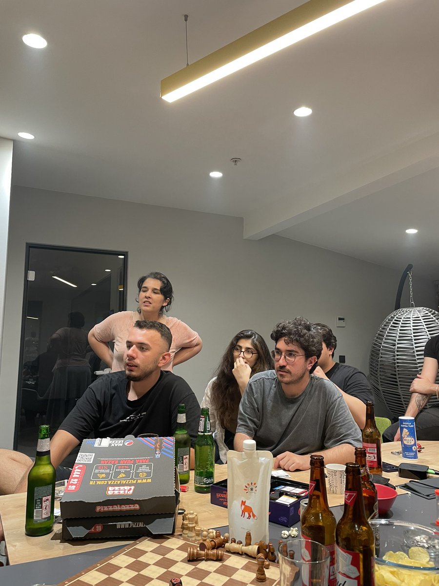 studiobillion's tweet photo. We have completed a productive week by blowing steam with a Happy Hour! https://t.co/1feQBwfSTO