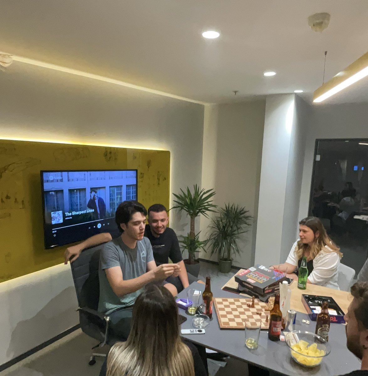 We have completed a productive week by blowing steam with a Happy Hour!