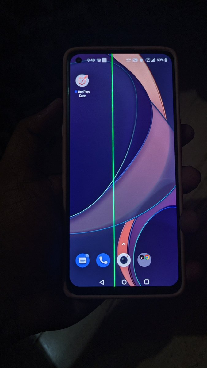 Shinadh1's tweet image. @OnePlus_Support  Im facing green line issue on my  @OnePlus_IN 8T device from yesterday evening onwards.I just got an update the day before yesterday.i just googled about the issue and came to know that bulk no of users got the same prblm in the last few months. So wt shd i do?
