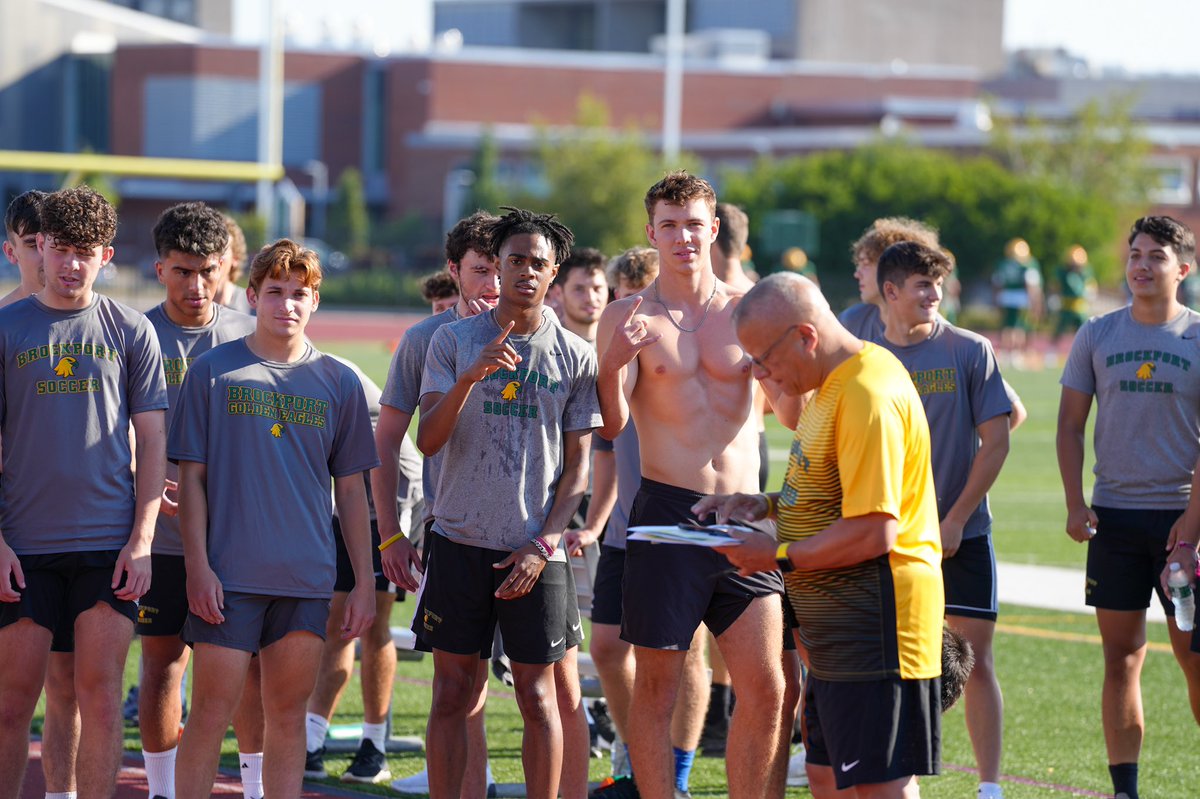 BportAthletics's tweet photo. It just feels so good to be back!

@Brockport_FH @BportWsoccer @BrockportXCTF @GaryLaPietra 

#PreSeason22 #TalonsUp🦅 https://t.co/fIN3pkRZLa