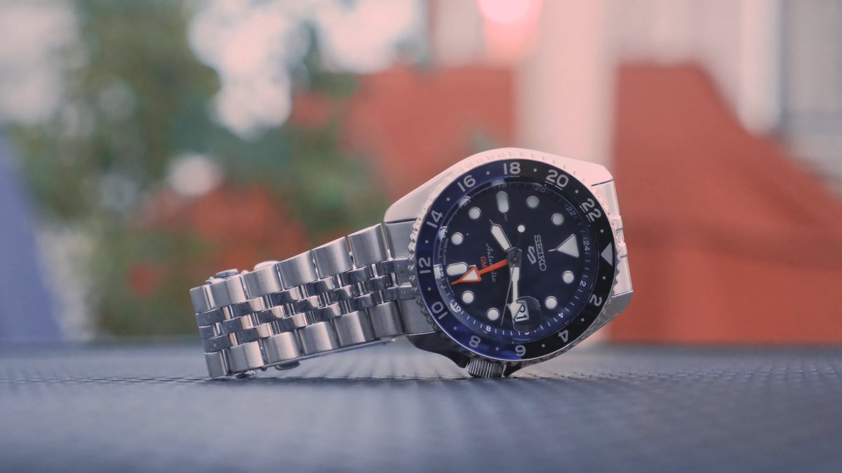 Chrono_Check's tweet photo. What do you think of the new Seiko 5 GMTs? In today's video, we take a look at a watch that sets a new standard for how affordable an automatic GMT can be. 

Watch here: https://t.co/RICv8exDZI https://t.co/zxTVUxKLsO