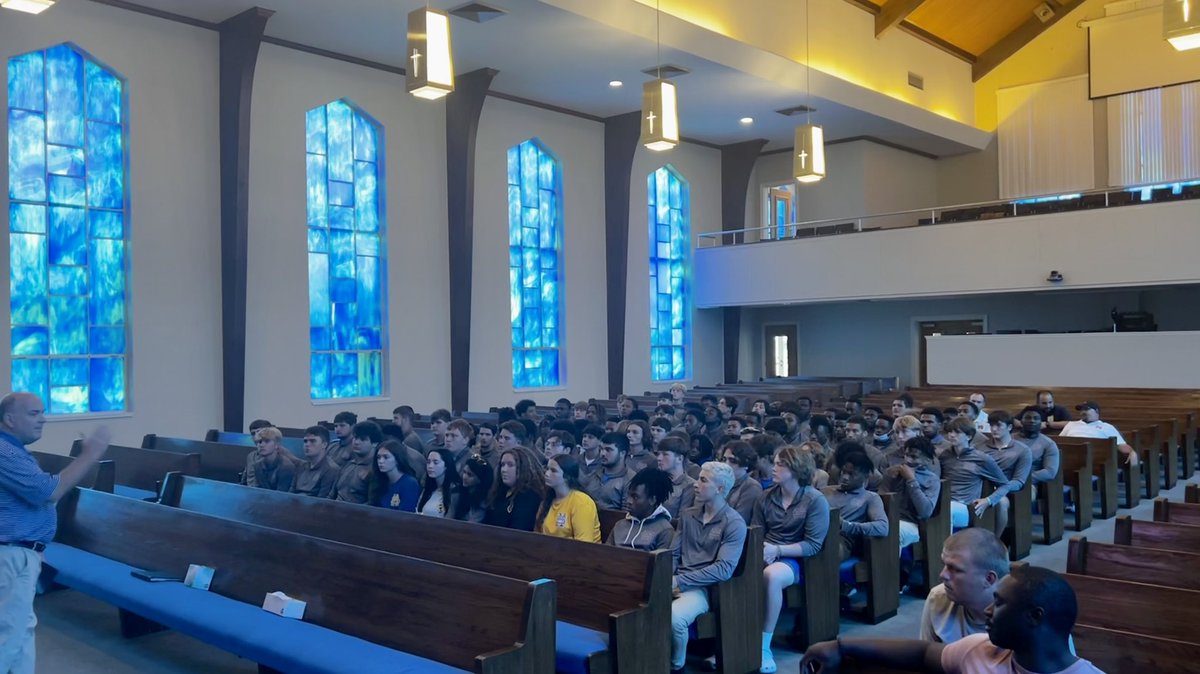 StMartinFB's tweet photo. 1st of many!
Game Day tradition!
Thank you to Dr. Mike Barnett and First Baptist Church for hosting our kids for a pregame message and meal.
#FAMILY
#THECOLONY https://t.co/3XUpRO5Y3K