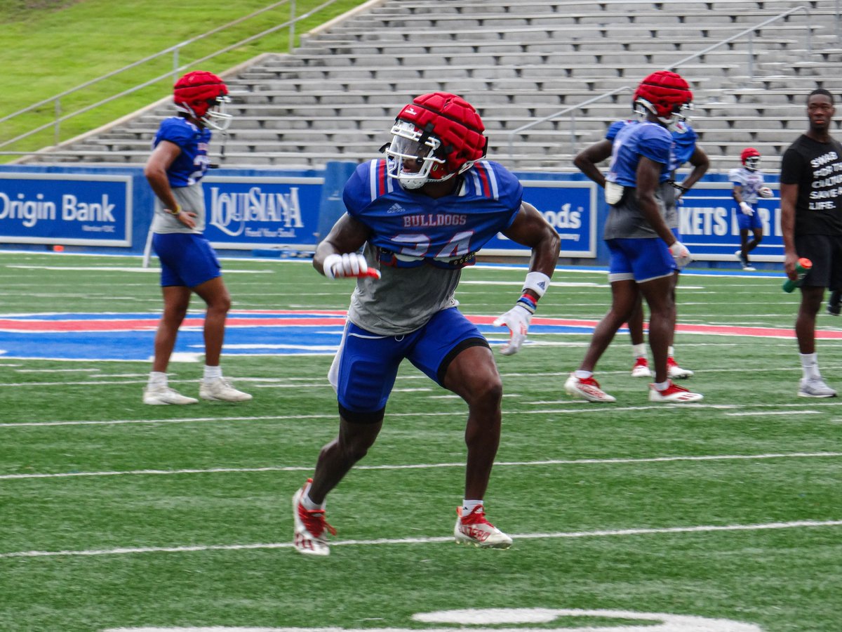 LATechFB's tweet photo. πΈ Friday Frames
#EverLoyalBe | #FallCamp22 https://t.co/zGizhI5x2U