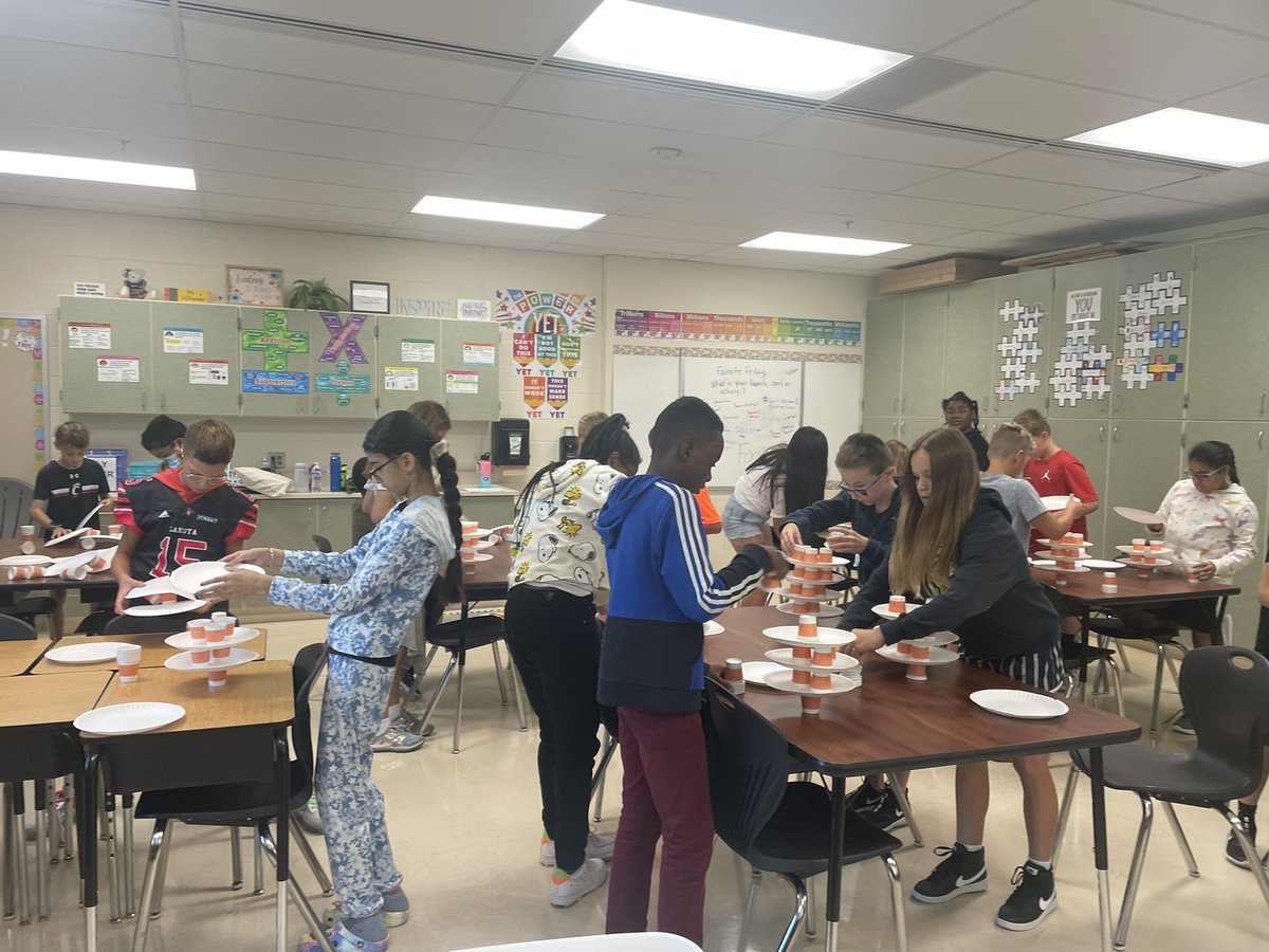 Maureen Williamson tweet media