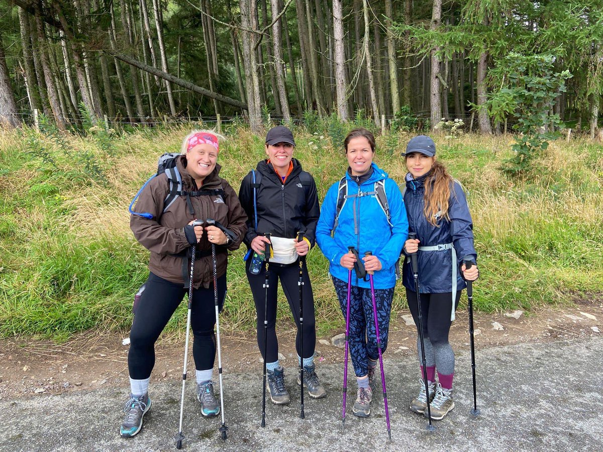 This women never stops to Amazing me <a href="/HollieCradduck/">Hollie Cradduck</a> #3peaks24hours