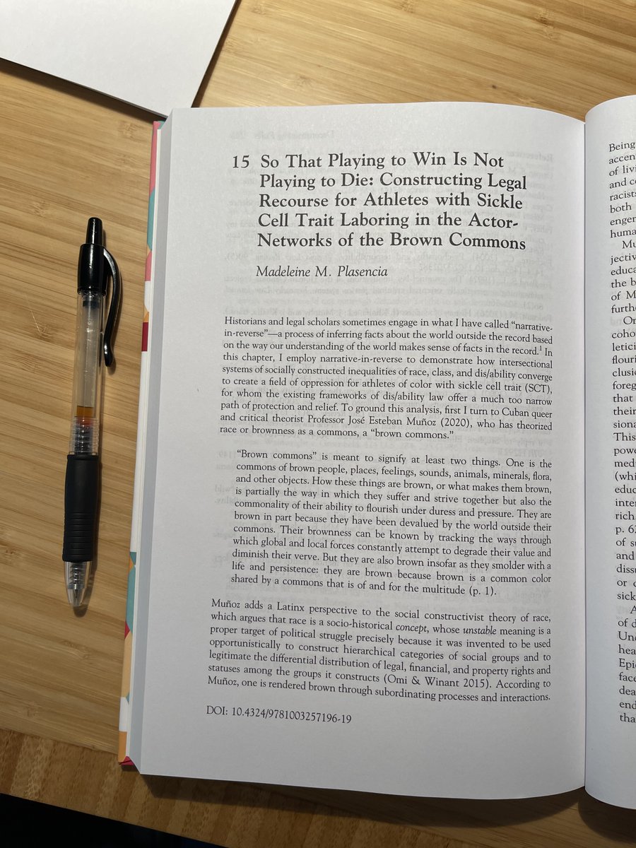 LISALEINE's tweet photo. Interested in learning about race, class and dis/ability through ANT and the #browncommons. No-one has put these all together until now. . . 
[from the Editors’ Foreword] Plasencia uses the concept of a "brown commons" to explore how athletes of color face a field of oppression https://t.co/DAdQUtenUq
