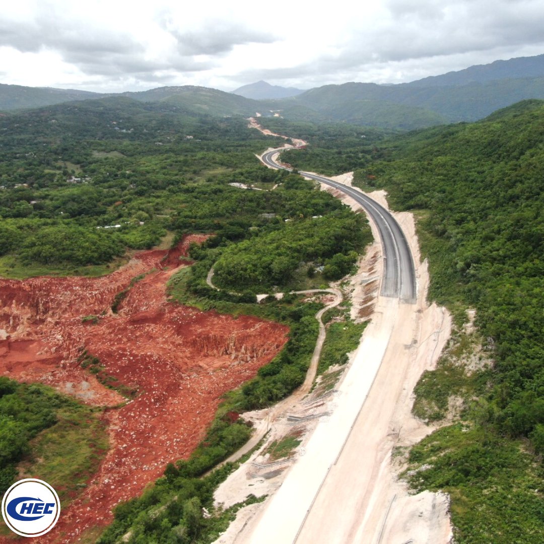 CHECJamaica's tweet photo. #ChecAtWork
Highway coming soon! π€
We are making tremendous progress on SCHIP Part A- May Pen to Williamsfield. On completion, you will spend less time on the road for your weekend getaways π
#CHECJamaica #CHEC #SCHIP #HighwayComingSoon #WorkInProgress https://t.co/sKyQJwhK02
