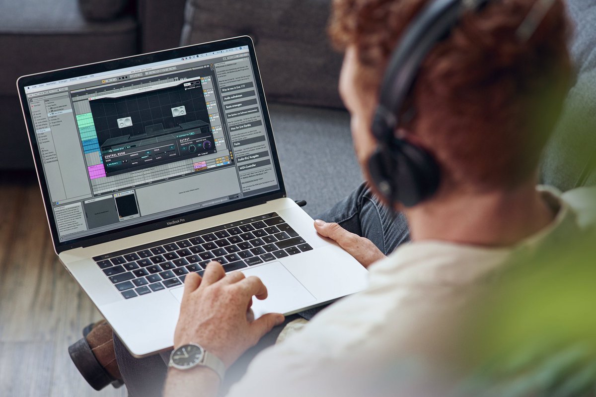 audiomusicadigi's tweet photo. Experimente la creación de contenido de audio en IBC 2022 con Sennheiser, Neumann y Dear Reality @Sennheiser @NeumannBerlin @DearRealityUG #audiomusicadigital #audio #musica #sonido #sennheiser #neumann #dearreality #ibc2022 https://t.co/ZVknB4kPLY https://t.co/RfgDhU5KwS
