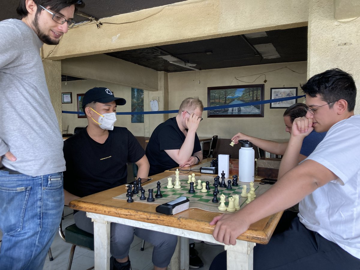 Web 3 Chess Club in Ciudad de México ♟️🇲🇽 was a blast, from learning from strong local club players to aping in degen 1 minute bullet

Thanks to <a href="/AngelDAOorg/">AngelDAO</a>, Lightshift Capital and <a href="/Superfluid_HQ/">superfluid.eth</a> for organizing and thanks to the Cuauhtémoc chess club for hosting