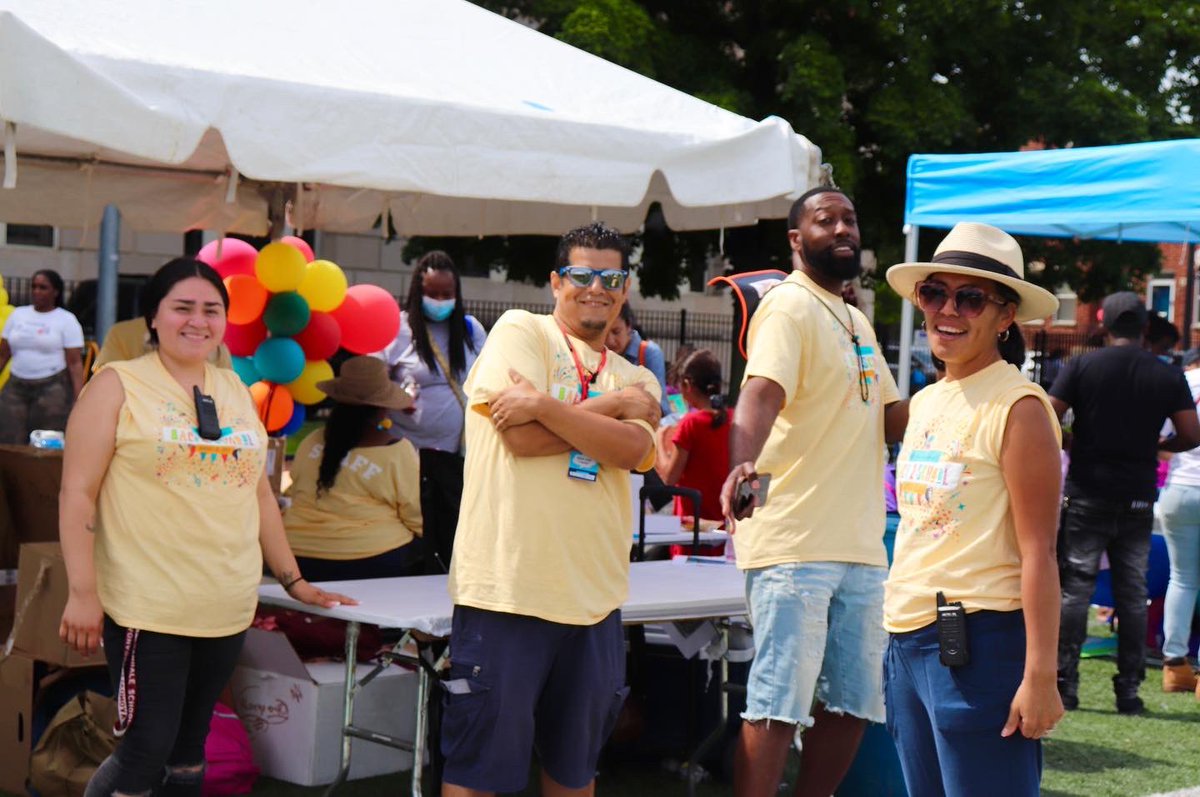 cps__face's tweet photo. It took a community to put these back to school bashes together. Here's some of our staff having fun and working hard as always! #LetsFACEittogether https://t.co/Chdu8rhGEO
