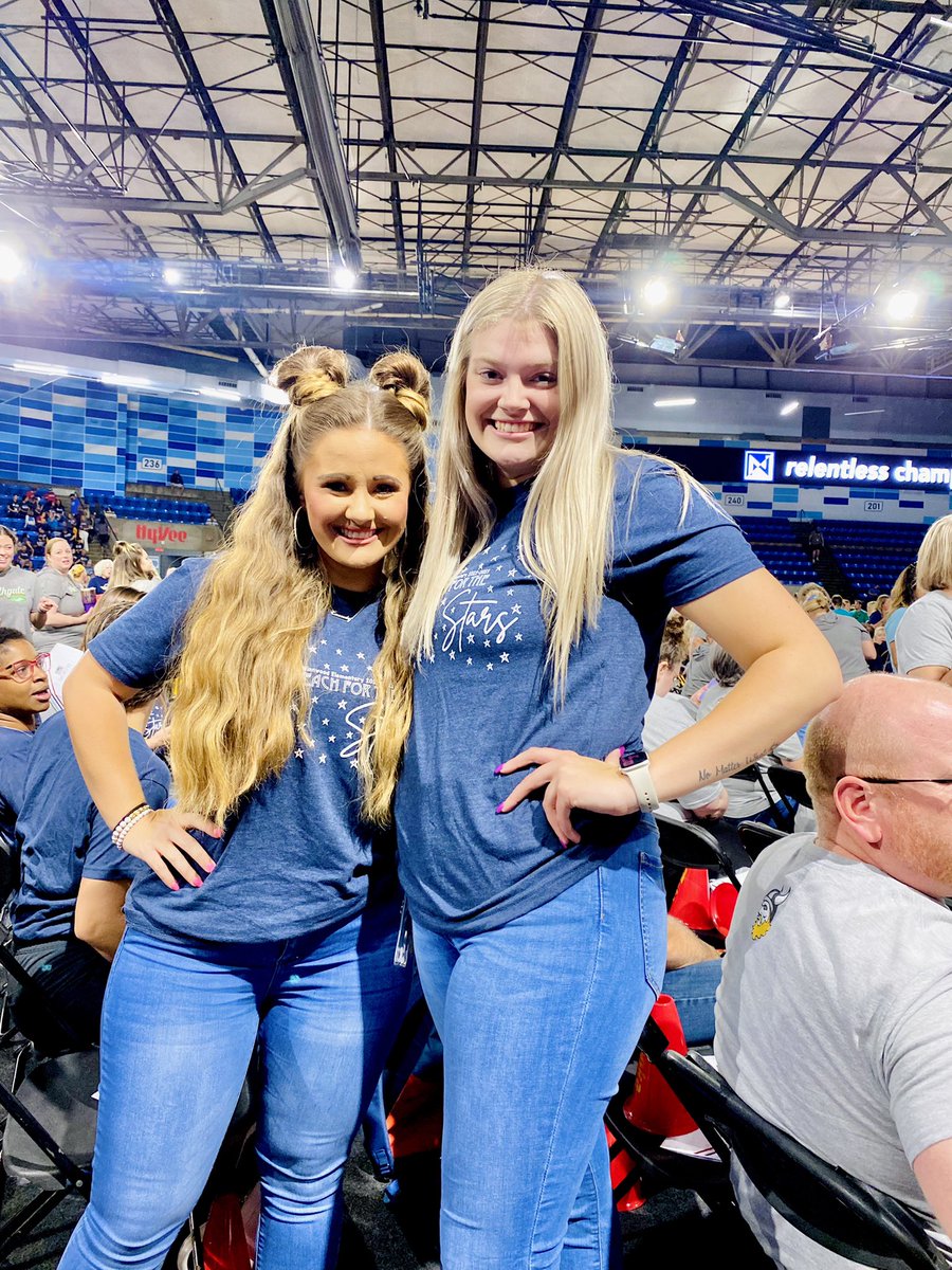 We’re ready to continue on with another amazing school year! #NKCconvo22 #wwtothestars <a href="/PrincipalAaronB/">Aaron Barnett</a> <a href="/WinnwoodRocks/">Winnwood Elementary School</a>