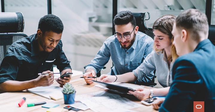 KlausPlanton's tweet photo. Want to retain customers better? 🔗 Take a look at 5 ways to retain more customers right from the beginning of the relationship and draw more ROI over the long term, via @OracleMarketing. https://t.co/SSDXHhivd8 https://t.co/aqFj8sZXle