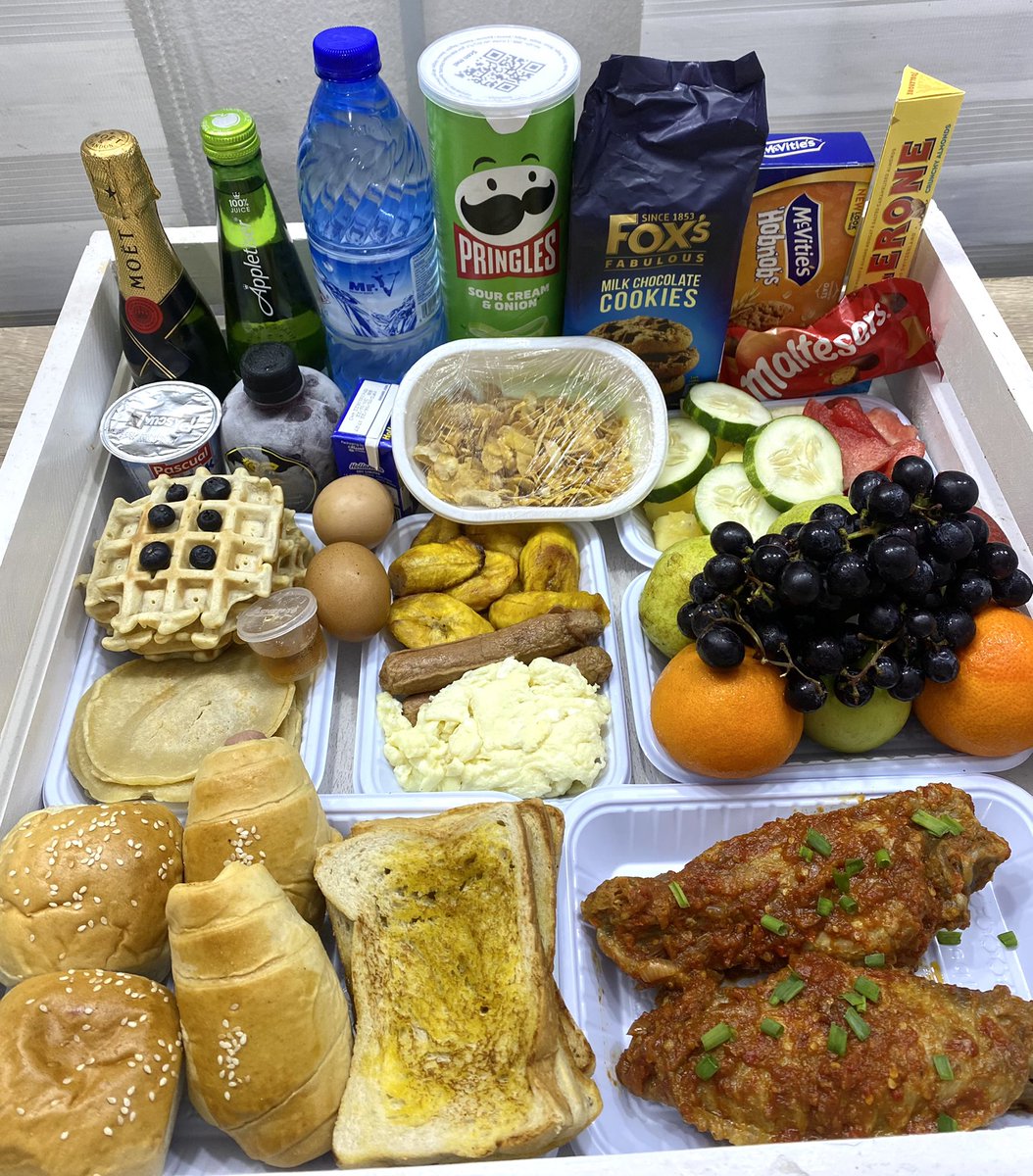 SaycheersRoyale's tweet photo. Say it and we deliver it just as you want . 🤗   #yummytreats #saycheers #goodfood #foodinlagos https://t.co/7YWHzeKj3C