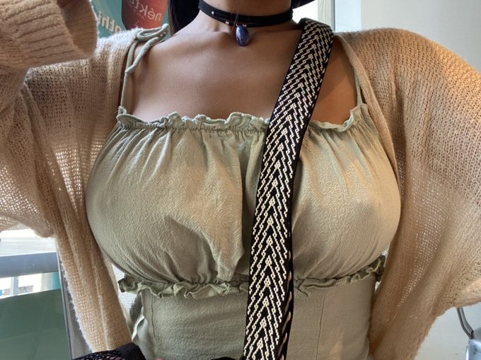 my nipples are prolly the least shy part of my entire being https://t.co/GPkD5FDoGO<a href="/tag/throne"class="tags"><span>#throne</span></a><a href="/tag/wishlist"class="tags"><span>#wishlist</span></a>