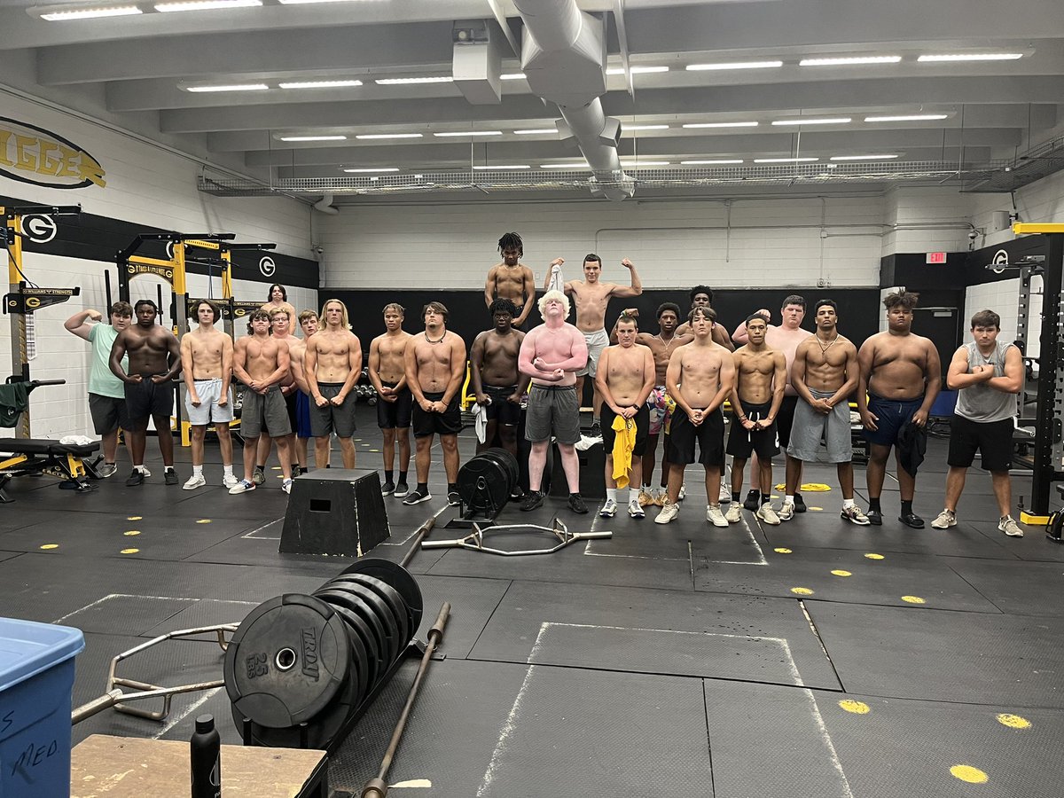 Sophomores from our JV team with a good finish to the week.