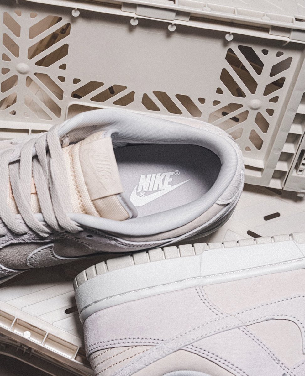 JustFreshKicks's tweet photo. The Nike Dunk Low Premium “Vast Grey” releases this Tuesday 🐚

Links => https://t.co/1y16mEawTj https://t.co/1yu2ItNnhp