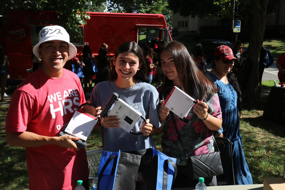 OSUPOLICE's tweet photo. A great Off-Campus Community Welcome event by @OffCampus_OSU and @StudentLifeOSU!

OSUPD handed out U-Lock bike locks to students to help deter theft of their valuable bikes! https://t.co/KiEo27po1k