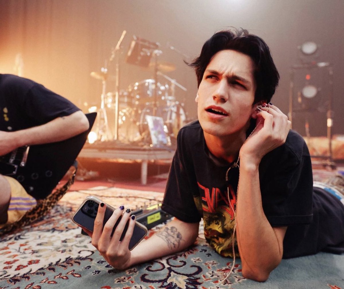 Hey <a href="/xhuddy/">Huddy</a> fans!

<a href="/OnAirWithEryn/">Eryn Cooper</a> is going to chat with Huddy next week! 

Leave us something you’d like her to ask him👇🏼

#HuddyOnTour