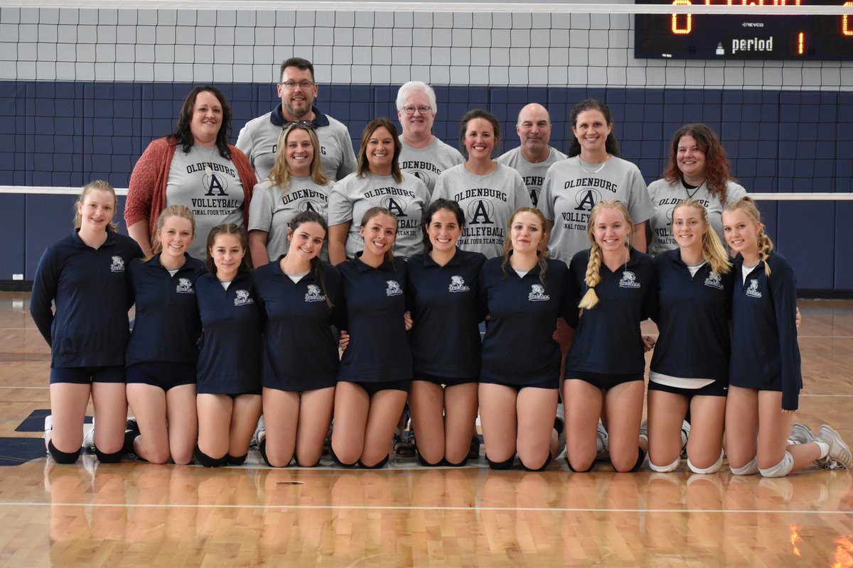 CoachLaker's tweet photo. 20 years ago, we did a thing. This year, OAVB could head in a very similar direction! Good luck this year, ladies! We are rooting for you! @OATwisterVB https://t.co/FffK0KpoJe