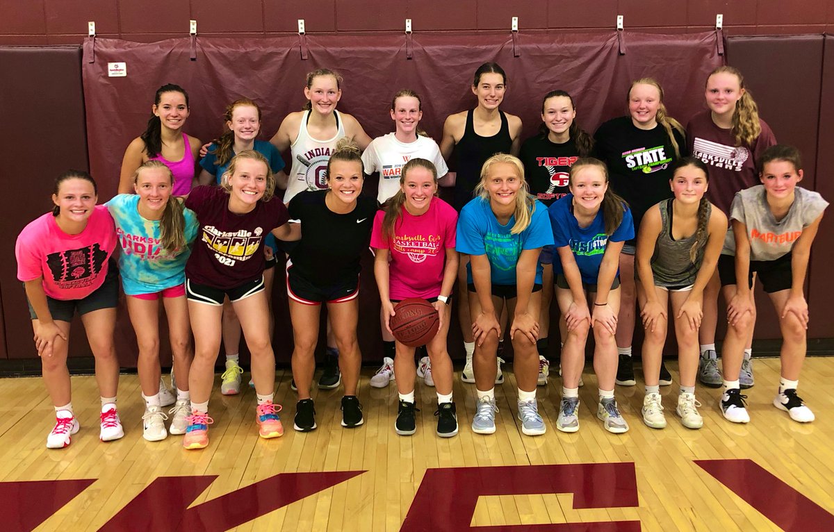Another successful day in the gym where I got to watch players compete and get better. Today I traveled to Clarksville, IA for my last summer camp before the school year starts. Best of luck this upcoming season!💪🏽🏀