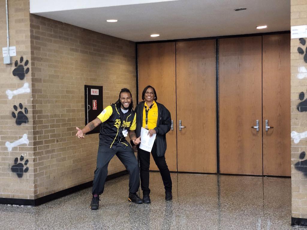 Forest Brook Wraparound (@forestbrookwrs) on Twitter photo Some of <a href="/ForestBrookMS/">Forest Brook MS HISD</a> wonderful counselors, wraparound specialist, and staff. 🙋🏾♀️ Some of <a href="/ForestBrookMS/">Forest Brook MS HISD</a> wonderful counselors, wraparound specialist, and staff. 🙋🏾♀️