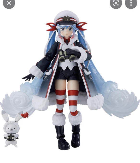 silhouette reminds me of 22 snow miku  