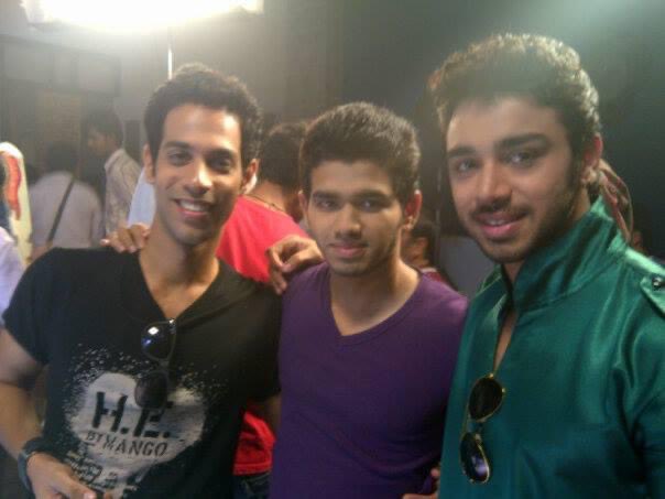 sajidbubere's tweet photo. Throwback memories @ChannelvIndia #channelv #thebuddyproject #onset #setlife #tvshow #YOUTH https://t.co/RSrVd3NFuB