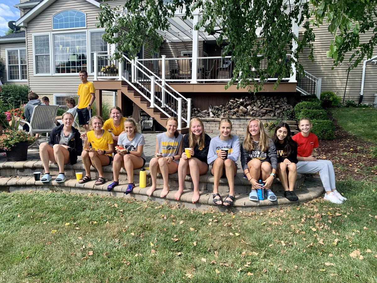 IowaXC_TF's tweet photo. Another day in cross country camp paradise ☀️ 

#Hawkeyes x #FightForIowa https://t.co/dcSSzS5KSO