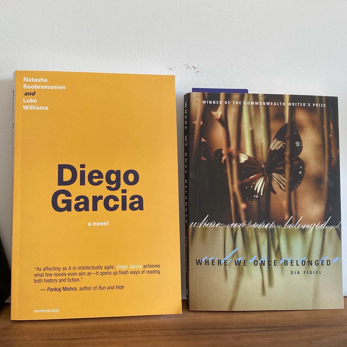 BBLitArts's tweet photo. We had had an amazing time at @LAReviewofBooks and @HauserWirth LITLIT last month, &amp; found time to shop! Check out Phoebe, Jimmy, Iván, and Eliza’s purchases!Thank you to everyone who brought these books to life. #litlit #smallpresses https://t.co/y6mCLH9jsQ