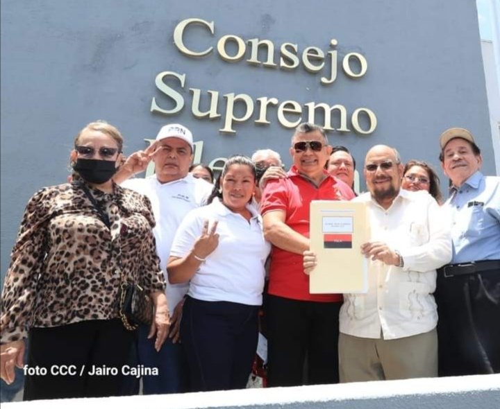 En cumplimiento del Calendario Electoral, la Alianza Sandinista Unida Nicaragua Triunfa, se inscribió ante el CSE para participar en las elecciones municipales de noviembre próximo.
#PatriaBenditayLibre
#Nicaragua
