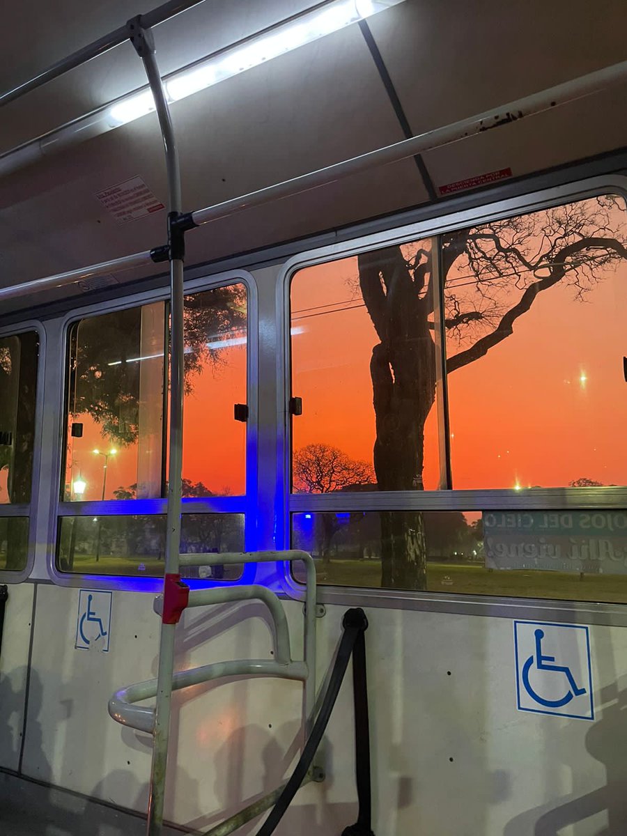 gianlxs's tweet photo. El atardecer de hoy con fotos aesthetic https://t.co/2NskADxy4X