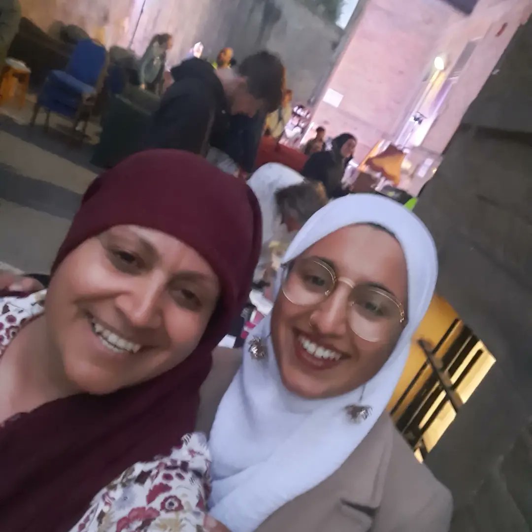 n_ehmed's tweet photo. #frontroompoetry was at its best with an epic open mic, the brilliant @thebrownhijabi and #mikegarry. Tomorrow is the last night with @salenagodden and @ToriaGarbutt if you can make it to Kala Sangam for 6.30 and @bdfestivalie has just kicked off! @kirstybratfud @panda_p0pz https://t.co/i4Wr3qRLUi