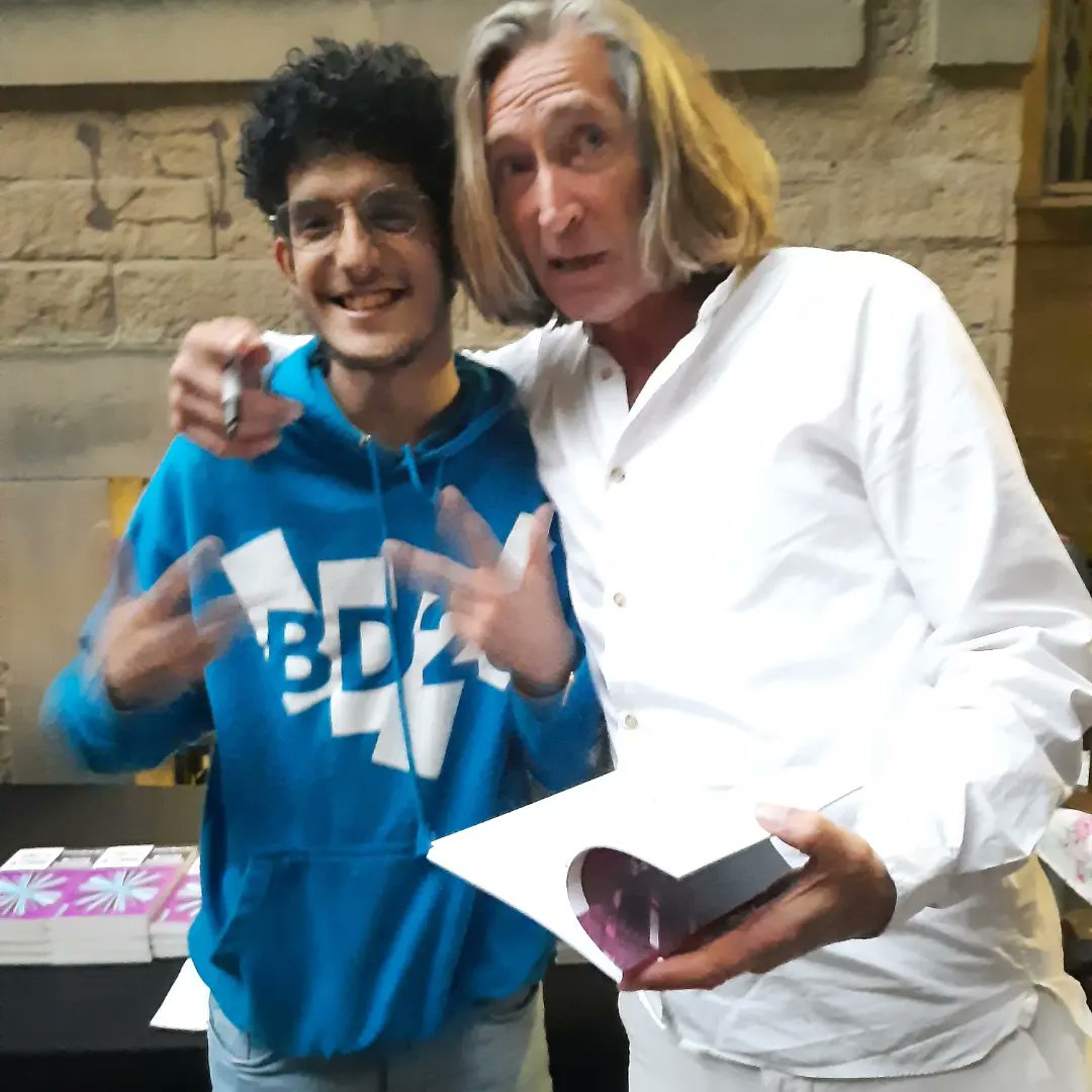 n_ehmed's tweet photo. #frontroompoetry was at its best with an epic open mic, the brilliant @thebrownhijabi and #mikegarry. Tomorrow is the last night with @salenagodden and @ToriaGarbutt if you can make it to Kala Sangam for 6.30 and @bdfestivalie has just kicked off! @kirstybratfud @panda_p0pz https://t.co/i4Wr3qRLUi
