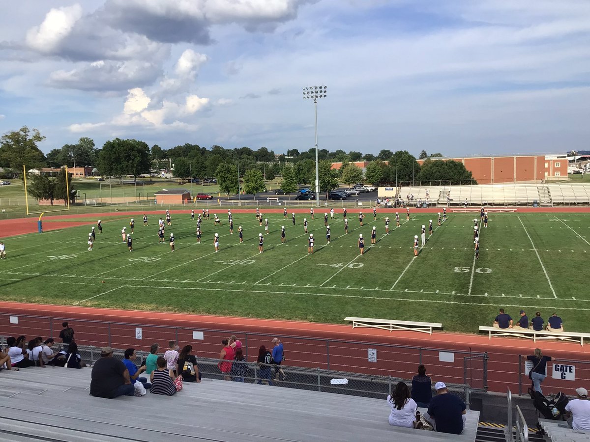 Meet the Football Teams! One week until a kickoff! Let’s Go Bulldogs!